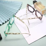 Chic Contemporary Glasses - Image 7