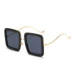 Chic Square Frame Glasses - Image 6