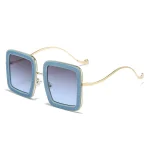 Chic Square Frame Glasses - Image 4