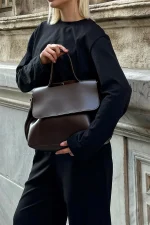 Elegant Chocolate Brown Handbag - Image 3